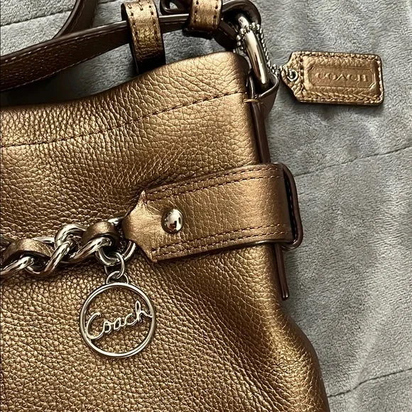 Coach Gold Crossbody Bag - Picture 2 of 9